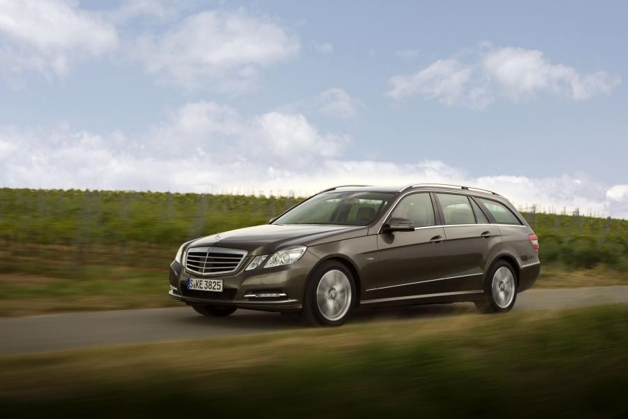  Mercedes-Benz E250 CDI BlueEFFICIENCY Station Wagon 2011 года  (фото 1 из 8)